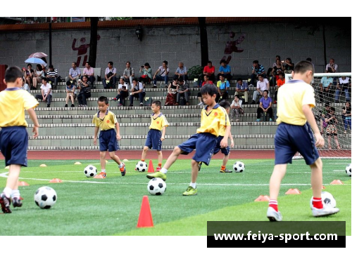 青岛足球教练:热情投身兼职指导 青岛足球教练:热情投身兼职指导